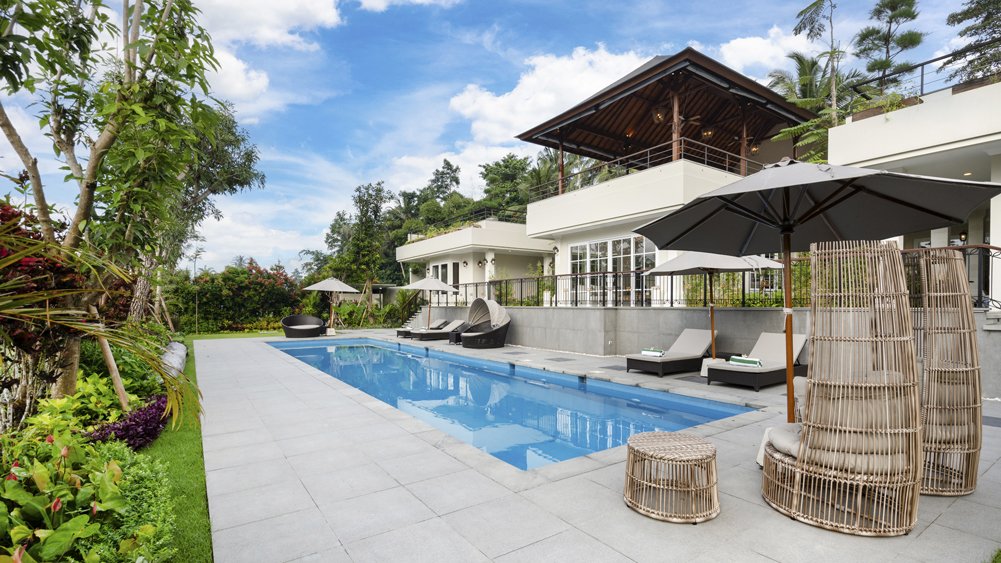 Pala Ubud - Villa Sanghyang - Relaxing pool deck